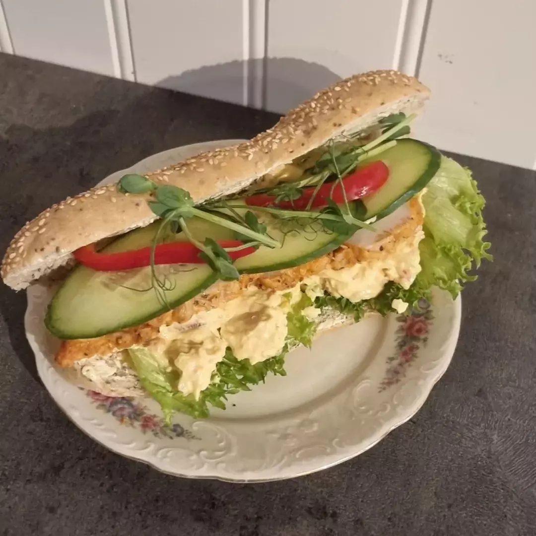 Färska smörgåsar och baguetter