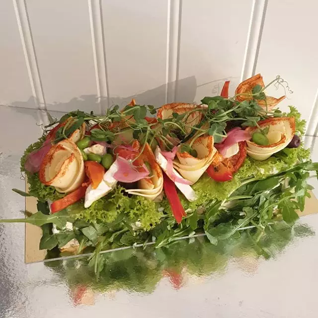 Vegetarisk smörgåstårta